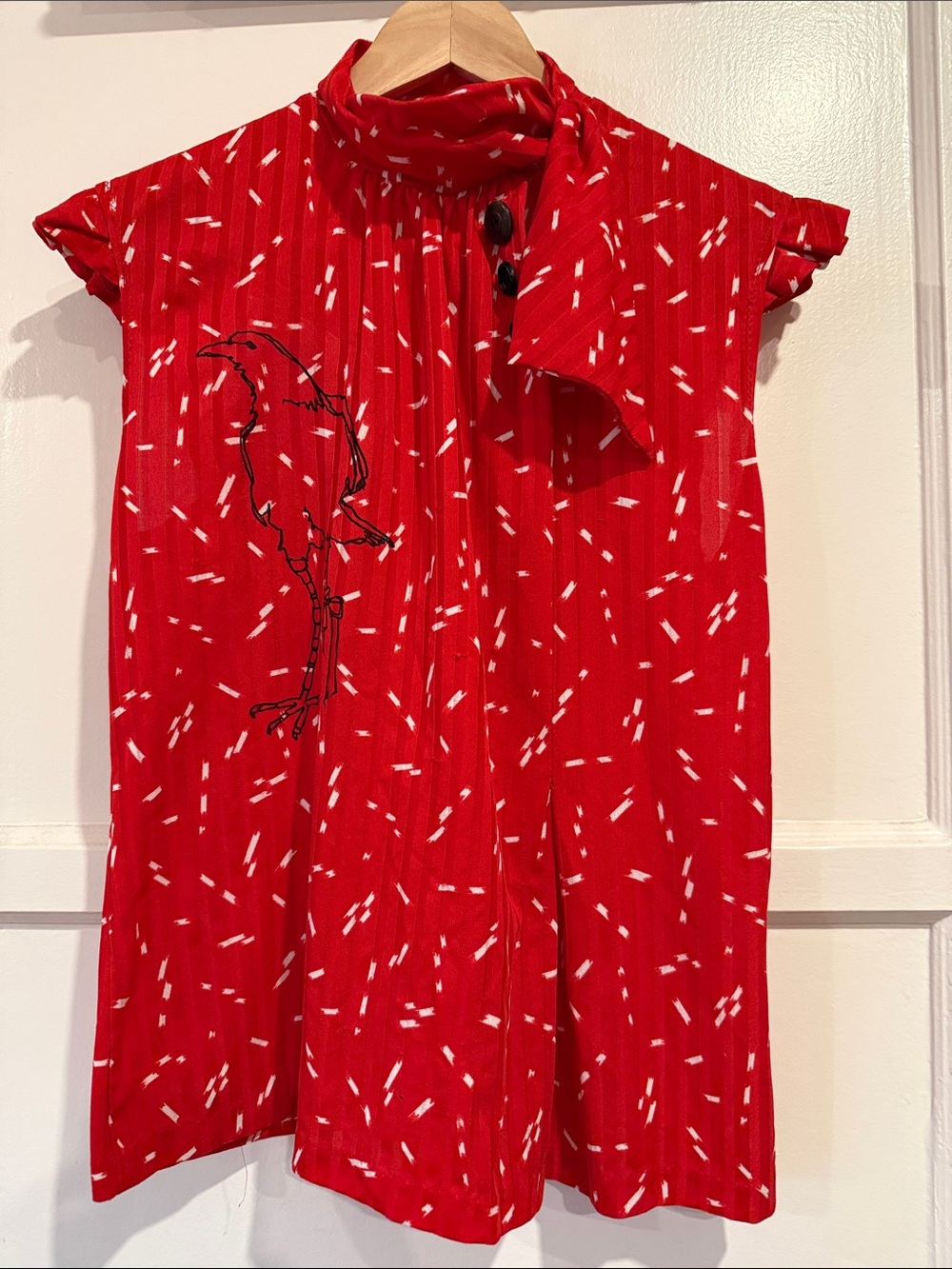 Red Re-worked Vintage Short-Sleeve Tunic with Bird Silkscreen